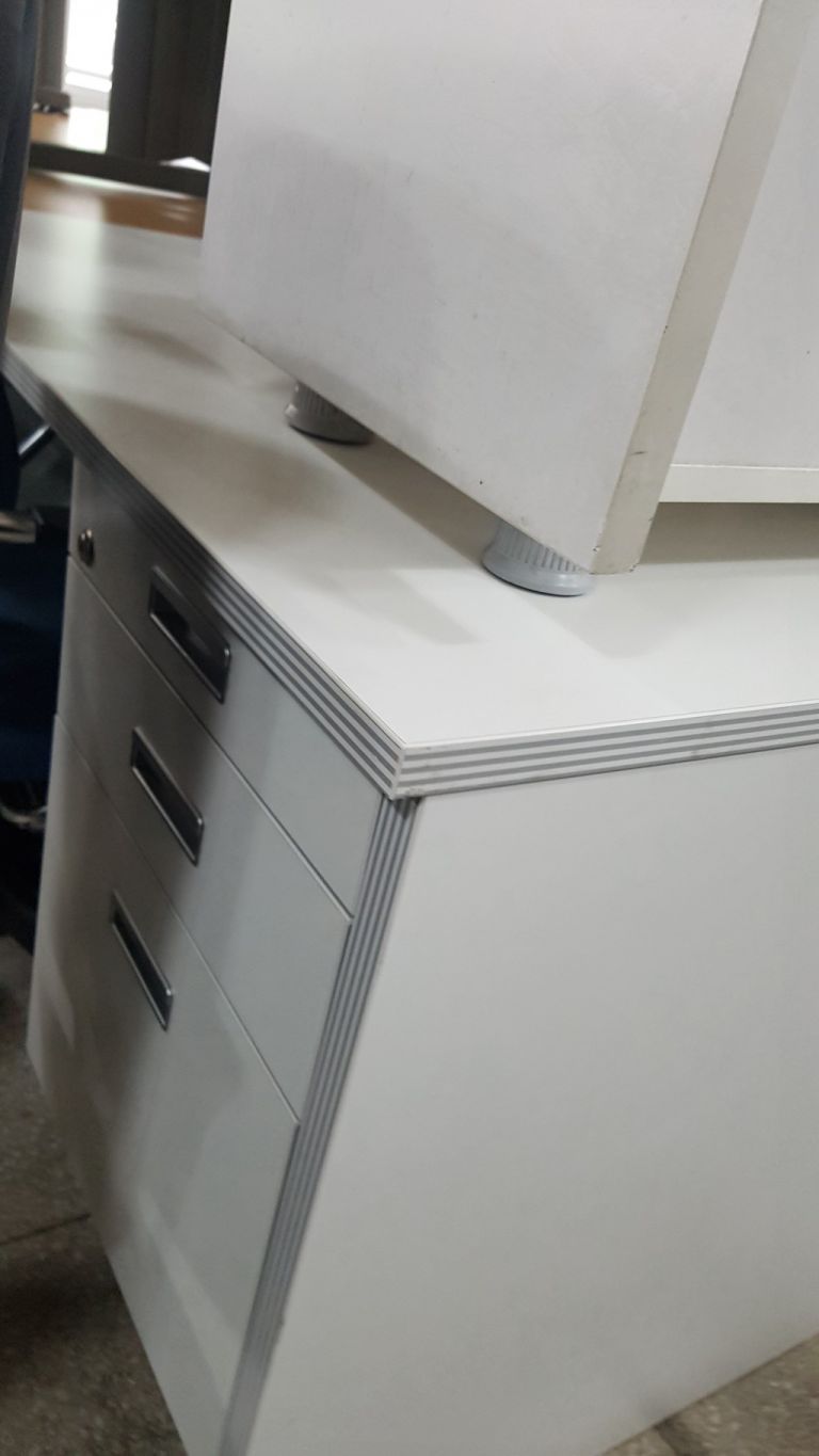 부착식 화이트책상